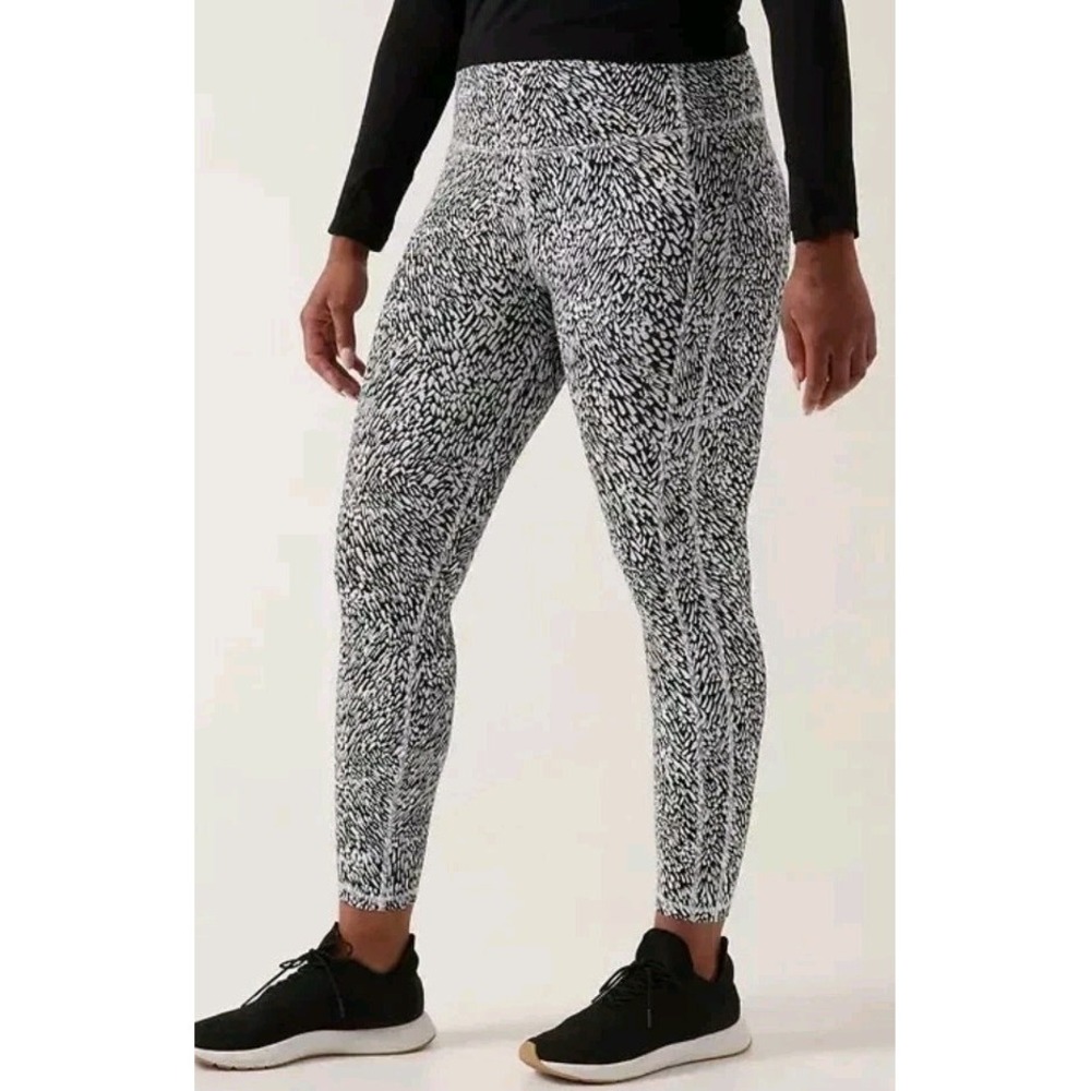 Athleta Salutation Stash Pocket II 7/8 Leggings 3X NWT Printed Workout Yoga‎